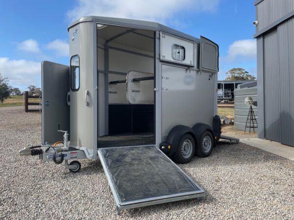 Ifor Williams HB506 ramp