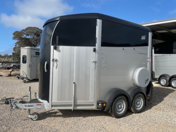 Ifor Williams HBX506 Horse Float