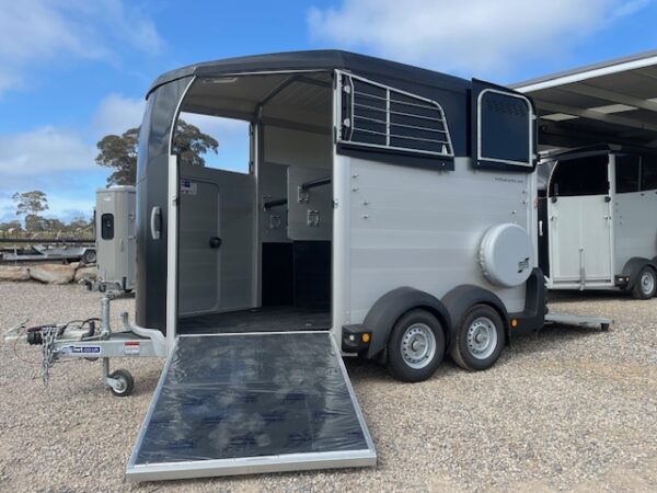 Ifor Williams HBX511 horse float Ramp