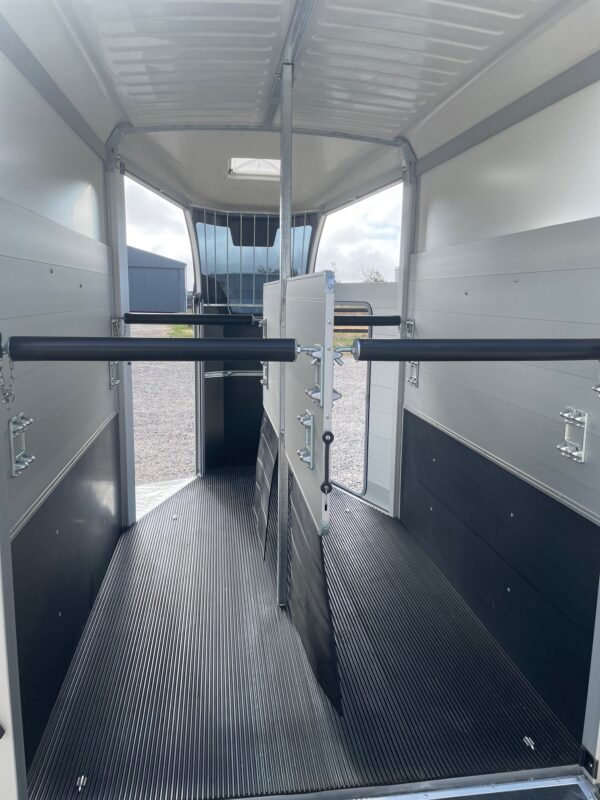 Ifor Williams HBX506 Interior